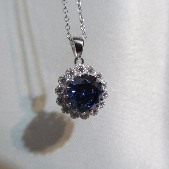 NWT Bella Luce Simulated Tanzanite & Diamond Rhodium over 925 Pendant w Chain - Picture 9 of 16